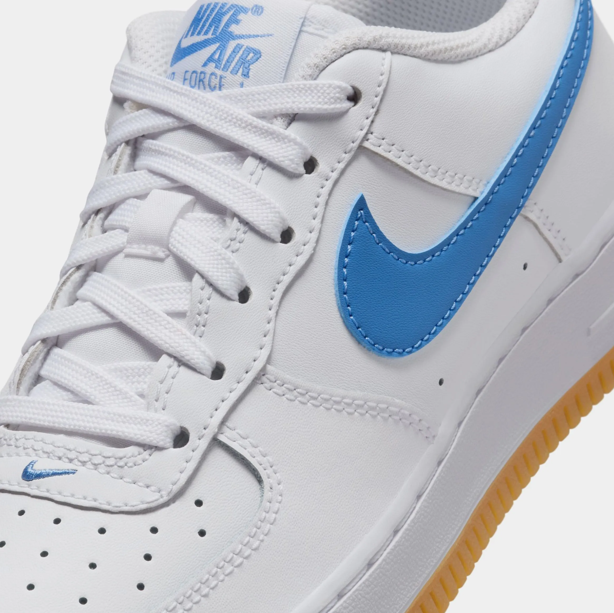 Air Force 1 Low Grade School Lifestyle Shoes (White/Gum Light Brown/Blue Beyond)