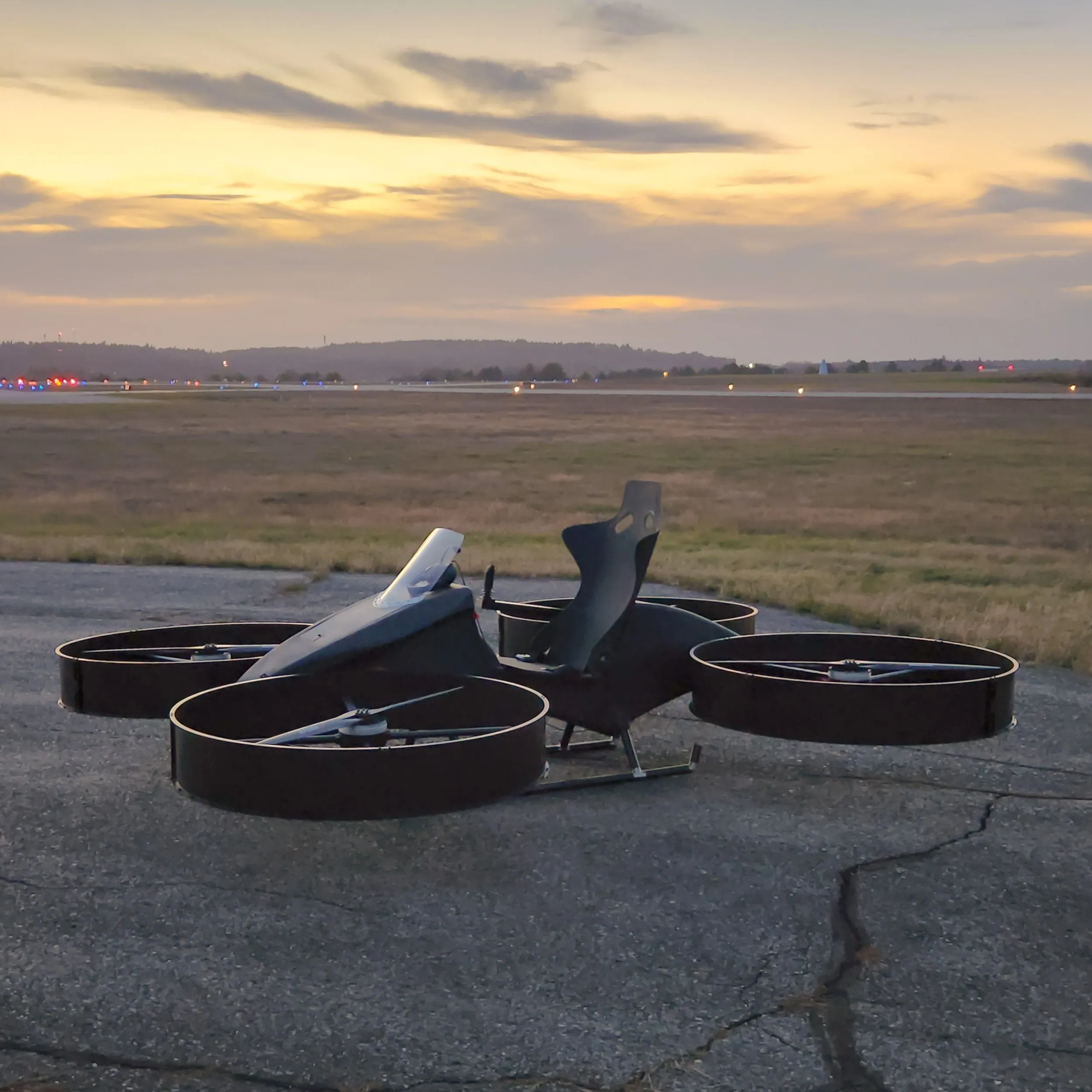 LAND ROTOR SPORTSTER – A VERSATILE SPORT UTILITY VEHICLE