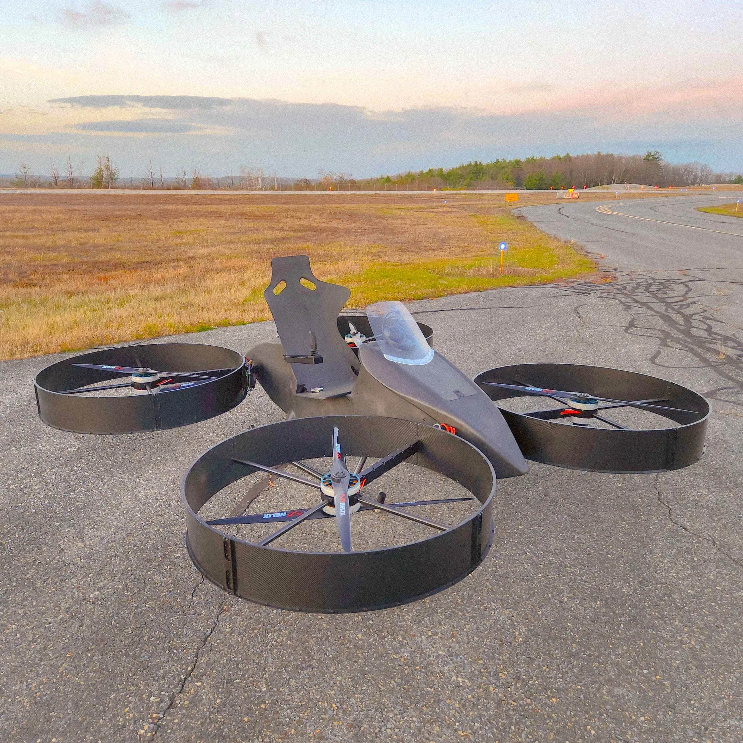 LAND ROTOR SPORTSTER – A VERSATILE SPORT UTILITY VEHICLE
