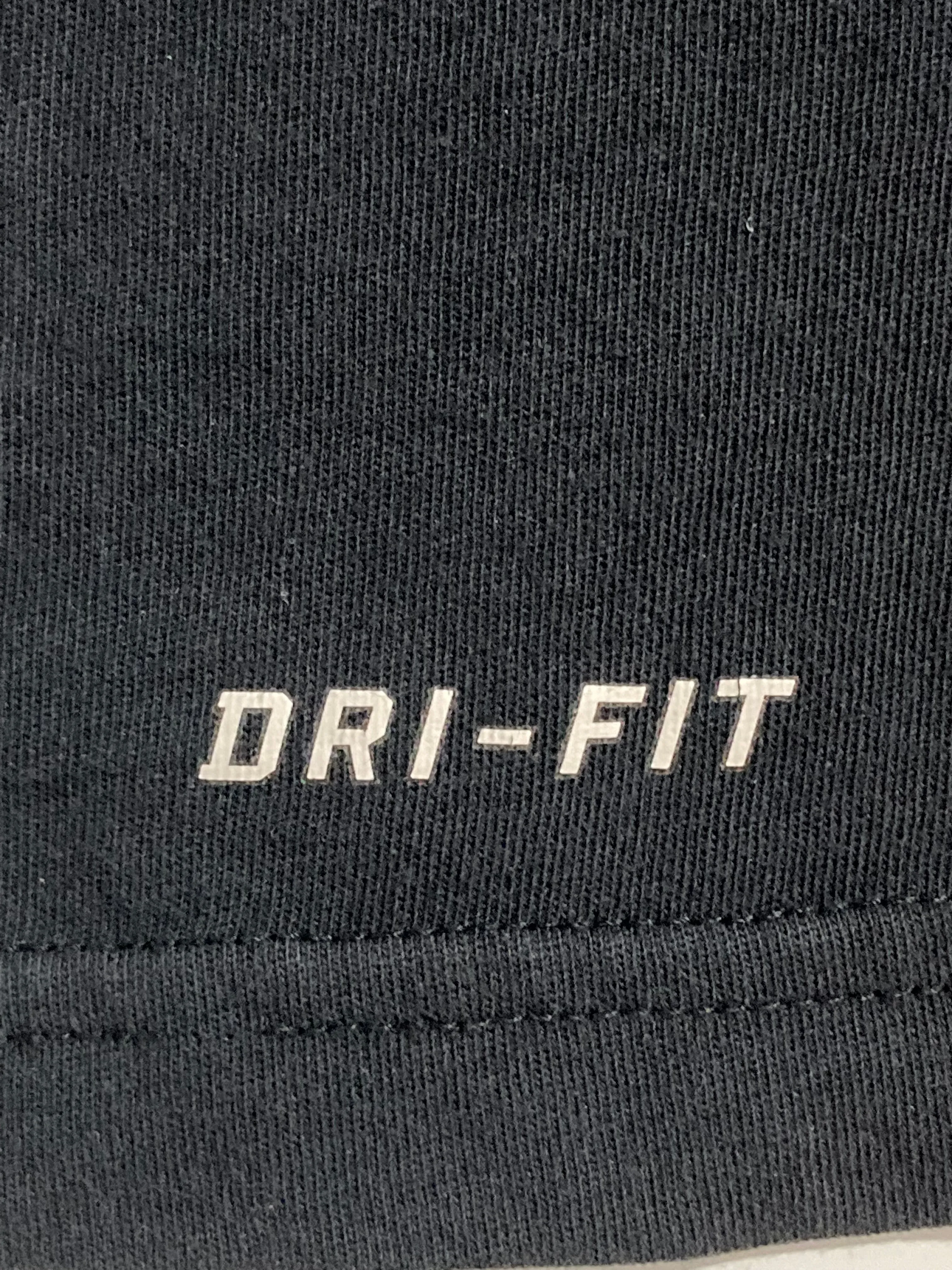 NIKE "ELITE BASKETBALL" DRI FIT Graphic Print Adult T-Shirt Tee Shirt S SM Small Black Shirt